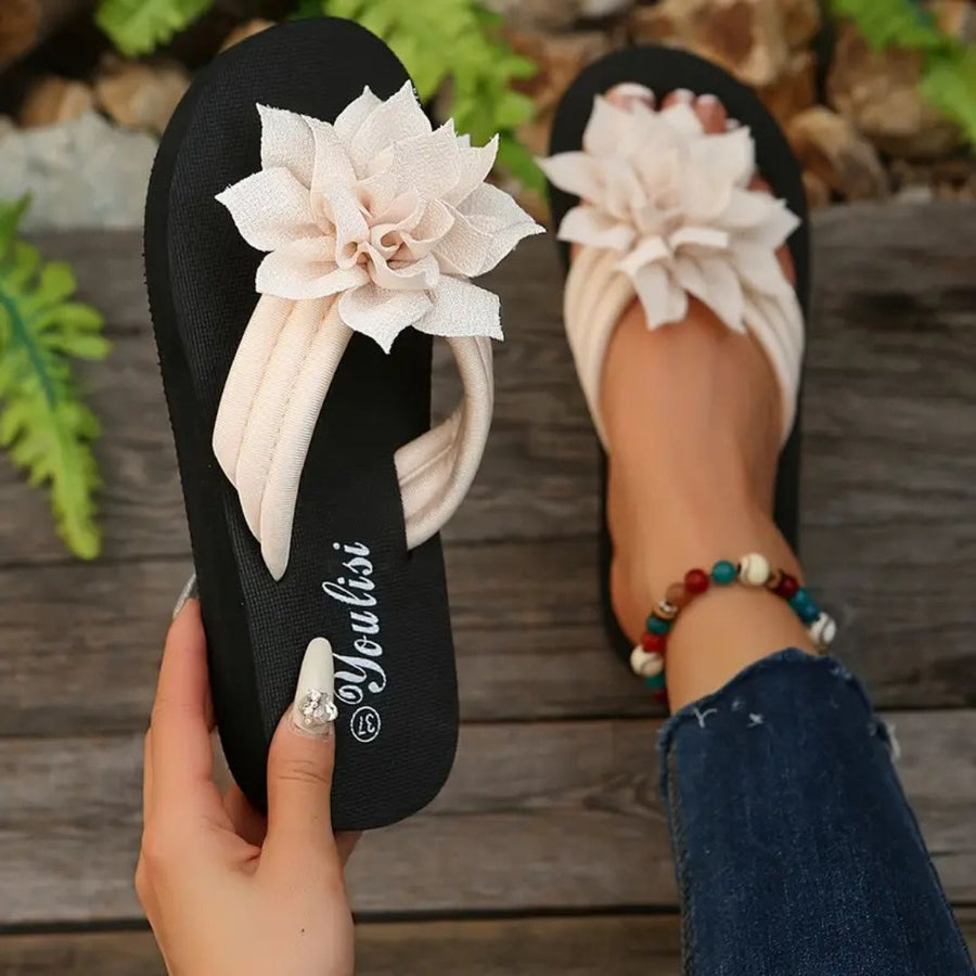 Women's Floral Flip-Flops