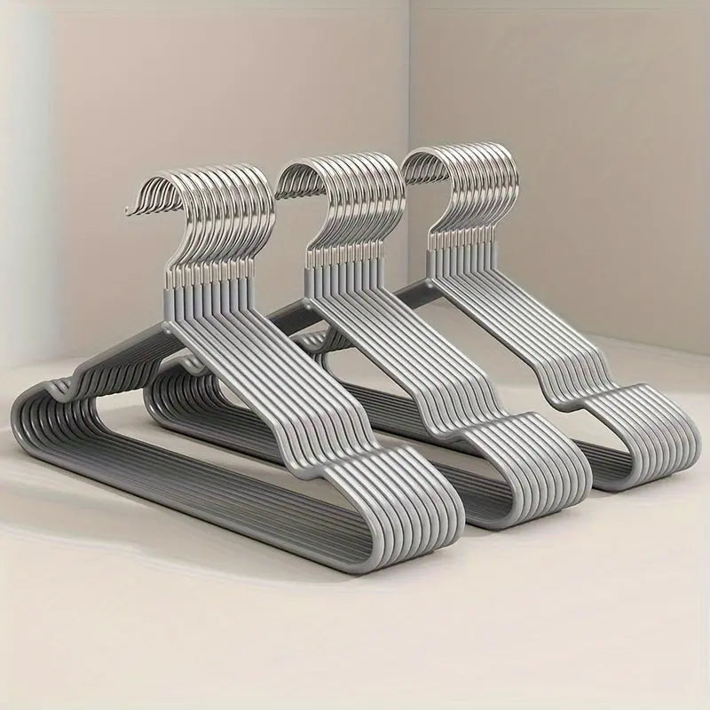 Retro Hangers 10 Pieces