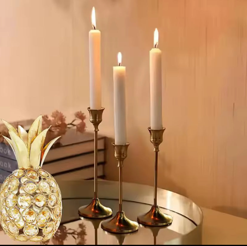 Vintage Elegant Metal And Aluminum Set Of 3 Tabletop Candle Holders, Suitable For Wedding Anniversary, Home And Hotel Decoration