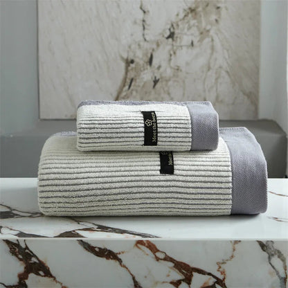 PureSoft - Luxurious bath towel made from 100% organic cotton