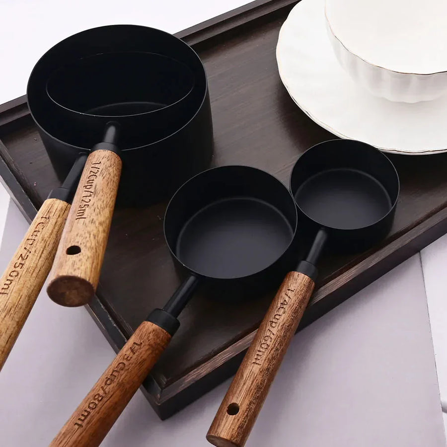 Lyra Measuring Cups & Spoon set