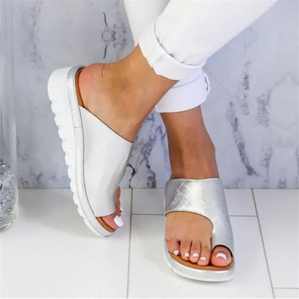 Corrective Sandals: Foot
Alignment Relief