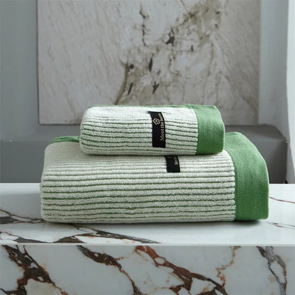 PureSoft - Luxurious bath towel made from 100% organic cotton