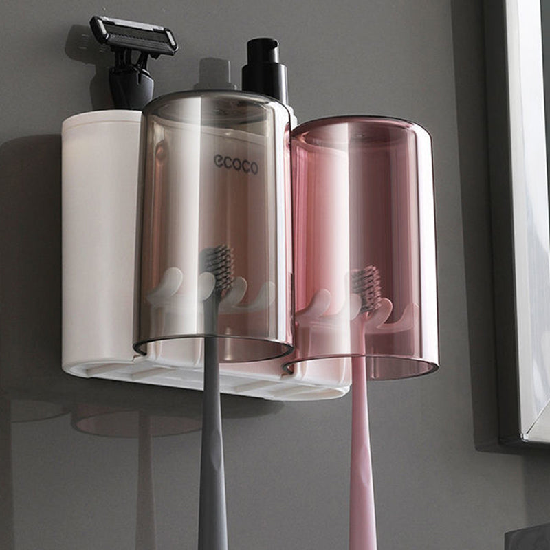 Gap-free toothbrush holder