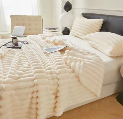 1pc Throw Blanket for Bed - 250GSM Soft & Warm Fluffy Blanket, Decorative Striped Blankets for Winter  Nap / Sleep