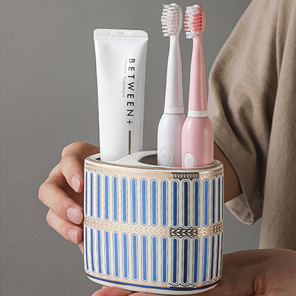 Luxurious Art Deco Bathroom
Accessory Holder