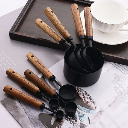 Lyra Measuring Cups & Spoon set